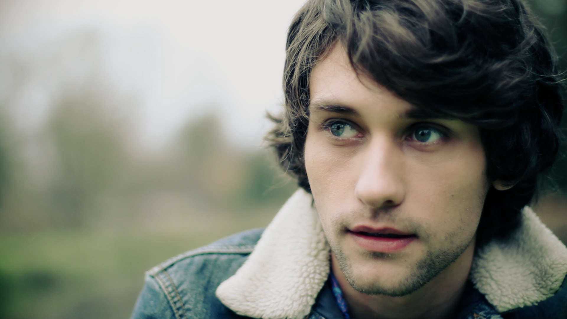 'I've learned more from Ezio Lunedei than any other songwriter' - Sam Beeton talks to Unfashionable Male