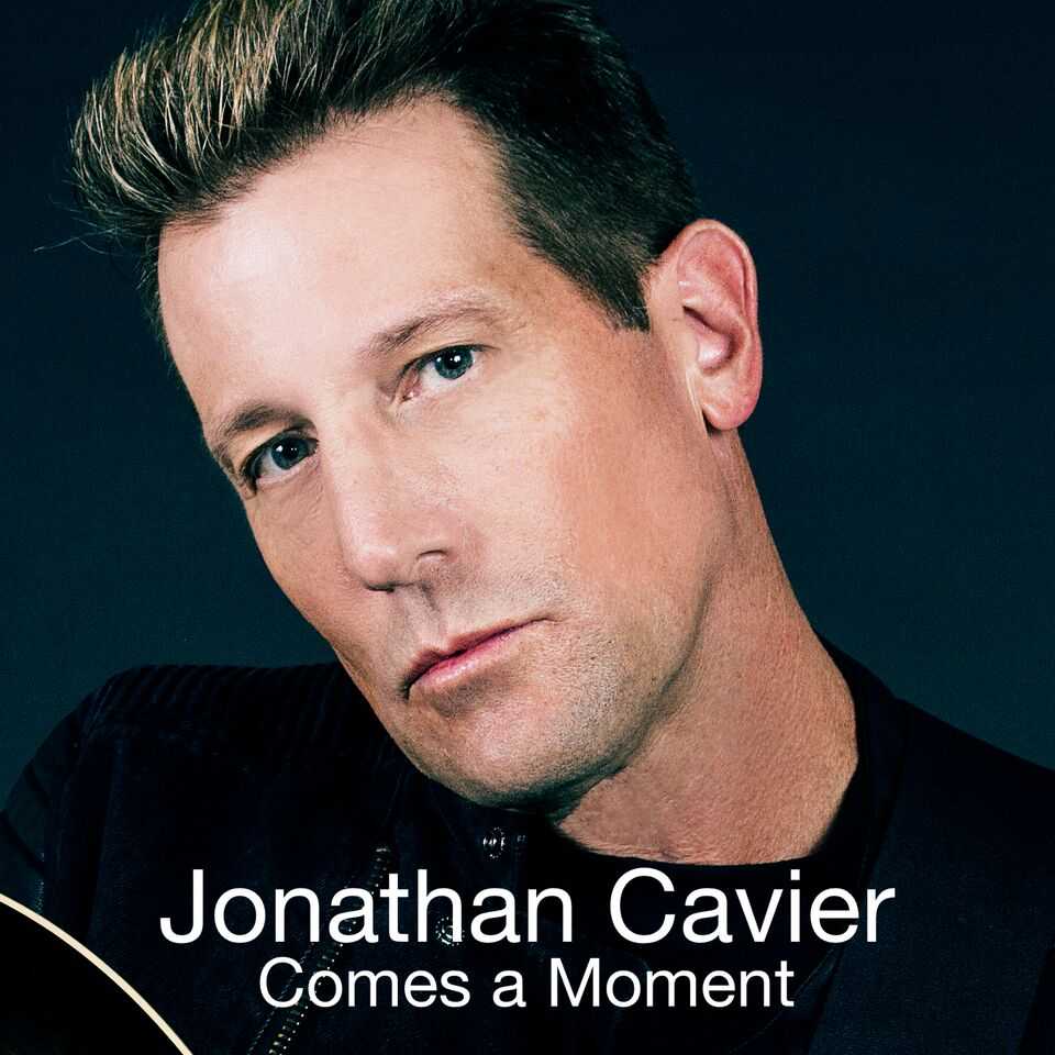 Acoustic pop single 'Comes a Moment' from US artist Jonathan Cavier