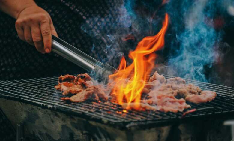 How to Master the Art of Grilling: Tips and Tricks for the Perfect Barbecue