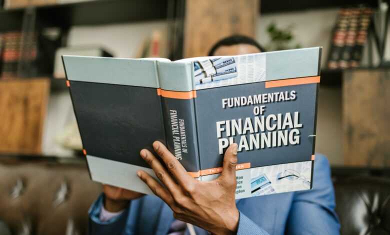 Financial Planning for Men: Tips for Building Wealth and Achieving Financial Freedom