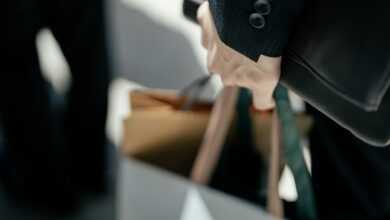 Backpacks vs. Messenger Bags: Which One Is Right for You?