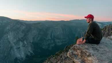Styling Baseball Caps Without Looking Like a Teenager